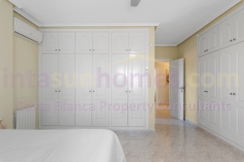 Resale - Detached House / Villa - Ciudad Quesada