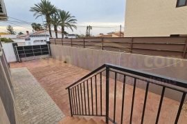 Reventa - Detached House / Villa - Torrevieja