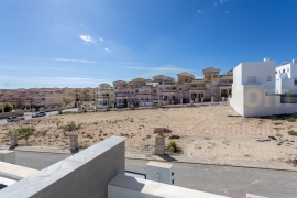 A Vendre - Townhouse / Semi-detached - Orihuela Costa - Villamartin