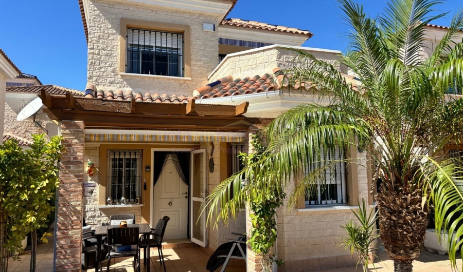 Resale - Detached House / Villa - Guardamar del Segura - EL RASO