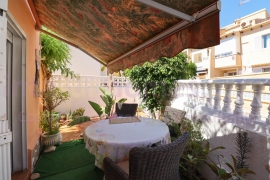 Resale - Detached House / Villa - Torrevieja - Los Altos