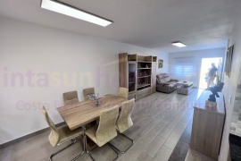 Resale - Apartment - Torrevieja - El limonar