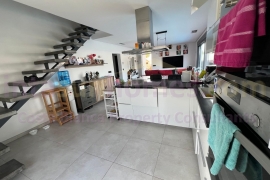 Resale - Detached House / Villa - Torrevieja - El Chaparral