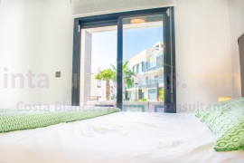 Resale - Apartment - Guardamar del Segura - Urb el raso