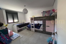 A Vendre - Detached House / Villa - Torrevieja - El Chaparral