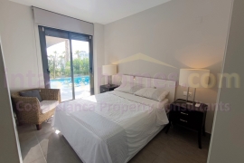 Resale - Townhouse / Semi-detached - Algorfa - La Finca Golf Resort