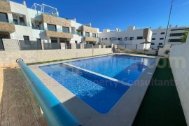 Doorverkoop - Townhouse / Semi-detached - Orihuela Costa - Villamartin