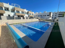 Townhouse / Semi-detached - Doorverkoop - Orihuela Costa - Villamartin