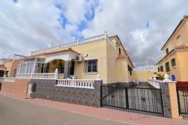 Doorverkoop - Townhouse / Semi-detached - Orihuela Costa - Playa Flamenca