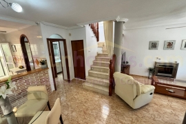 Reventa - Detached House / Villa - Guardamar del Segura - EL RASO