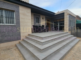 Detached House / Villa - A Vendre - Torrevieja - Torrevieja