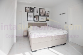 Doorverkoop - Detached House / Villa - Pilar de La Horadada - Pinar de Campoverde