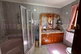 A Vendre - Detached House / Villa - Javea - Montgó - Partida Tosal