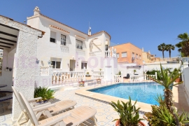 Reventa - Detached House / Villa - Orihuela Costa - Villamartin