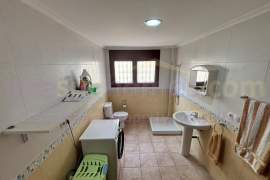 Doorverkoop - Detached House / Villa - Torrevieja Centro - Torrevieja