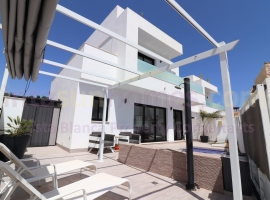 Detached House / Villa - Doorverkoop - Los Montesinos - La Herrada