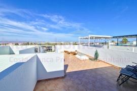 Resale - Townhouse / Semi-detached - Los Balcones - Los Altos del Edén - Los Altos