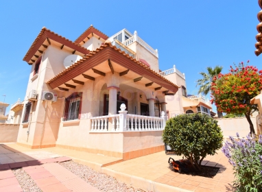 Villa - Doorverkoop - Orihuela Costa - Playa Flamenca