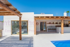 Reventa - Detached House / Villa - Torrevieja - Torreta florida