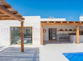 Detached House / Villa - Doorverkoop - Torrevieja - Torreta florida