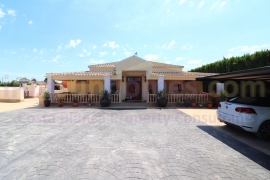 Doorverkoop - Country Property/Finca - Heredades - Heredades - Country