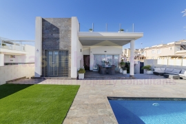 A Vendre - Detached House / Villa - Orihuela Costa - Villamartin