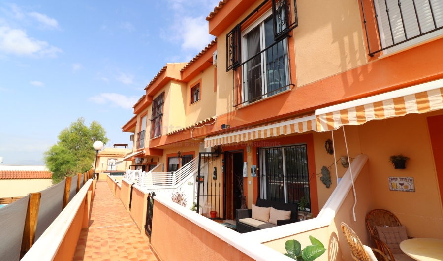 Resale - Townhouse / Semi-detached - Algorfa - Montemar