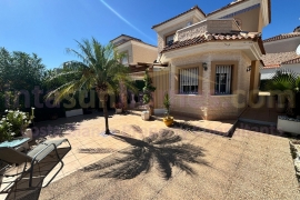 Doorverkoop - Detached House / Villa - Guardamar del Segura - EL RASO