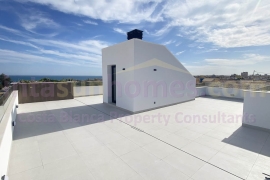 Reventa - Detached House / Villa - Torrevieja