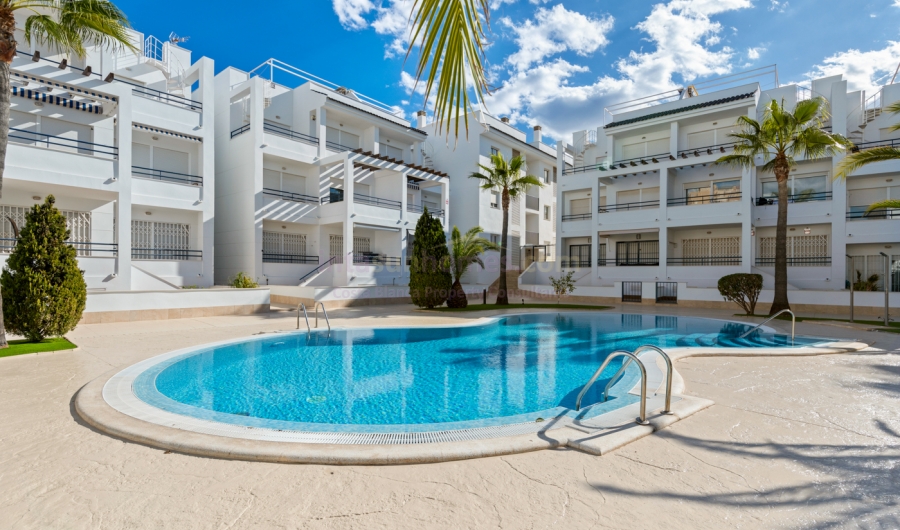 Resale - Apartment - Torrevieja - La veleta