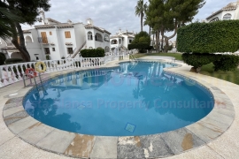 Reventa - Townhouse / Semi-detached - Aguas Nuevas