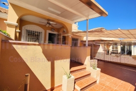 Resale - Townhouse / Semi-detached - Torrevieja - Los Balcones - Los Altos del Edén