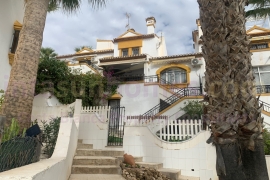 Resale - Townhouse / Semi-detached - Orihuela Costa - Villamartin