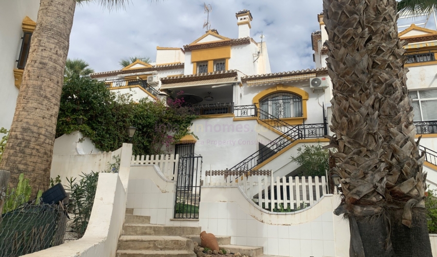 Resale - Townhouse / Semi-detached - Orihuela Costa - Villamartin