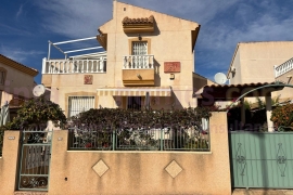 Resale - Detached House / Villa - Ciudad Quesada