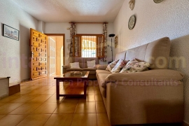 Doorverkoop - Townhouse / Semi-detached - Arenales del Sol