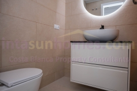 Reventa - Apartamento - Torrevieja - Playa del cura