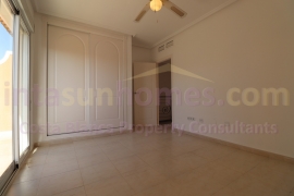 Resale - Townhouse / Semi-detached - Ciudad Quesada - Doña Pepa