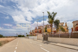 Resale - Detached House / Villa - Los Montesinos - Los Montesinos - Urb. La Herrada