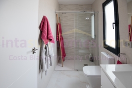 Resale - Detached House / Villa - Pilar de La Horadada - Pinar de Campoverde