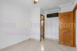 Resale - Apartment - Guardamar del Segura