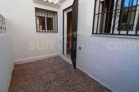 Doorverkoop - Townhouse / Semi-detached - Orihuela Costa - La Florida