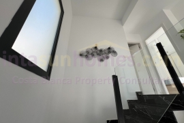 Doorverkoop - Detached House / Villa - Los Montesinos - La Herrada