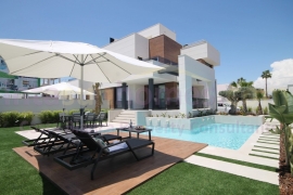 Nouvelle Construction - Detached House / Villa - Torrevieja - El Chaparral