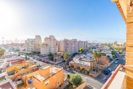 Resale - Apartment - Torrevieja - Nueva Torrevieja