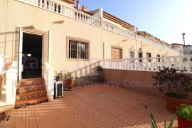 Resale - Townhouse / Semi-detached - Ciudad Quesada - La  Marquesa Golf