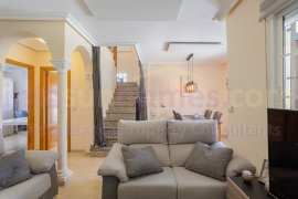 Resale - Townhouse / Semi-detached - Guardamar del Segura - Urb el raso