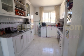 Resale - Villa - Benimar