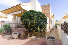 A Vendre - Detached House / Villa - Guardamar del Segura