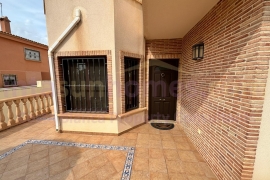 Resale - Detached House / Villa - Torrevieja Centro - Torrevieja